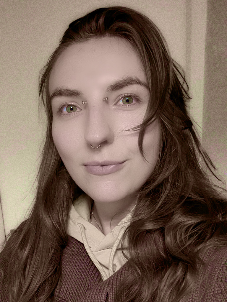 Portrait d’Émilie Fraysse, spécialisée en anatomie comparée et formée à la data science pour la biologie. Elle propose un accompagnement en Terminale spécialité SVT et une préparation au Grand oral à Passy, Paris 16e.